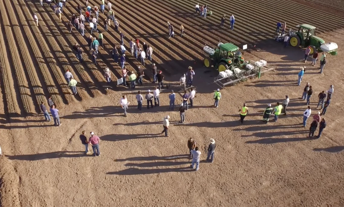 A Field Day Demonstration brought dozens to YAC in the fall of 2024 