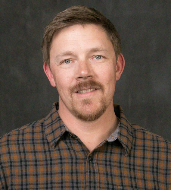 Brett Blum Headshot